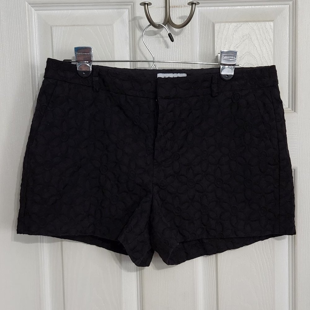 Embroidered Floral Chino Shorts